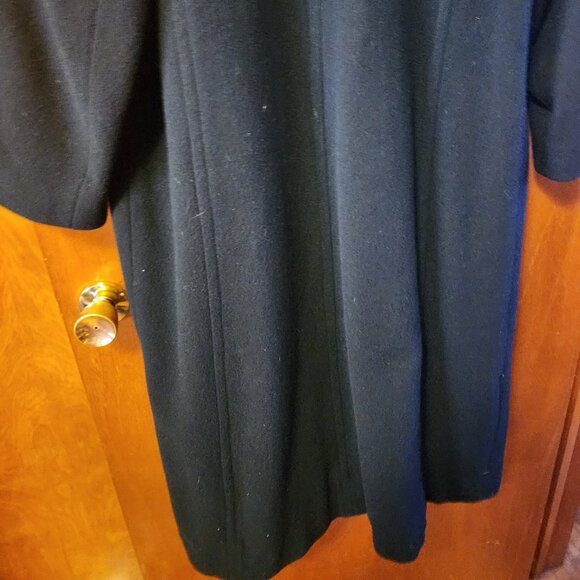 Women's Size 14 Bromley Black 100% Wool Lined Full Length Coat - Picture 8 of 8